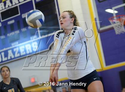 Thumbnail 3 in St. Thomas Aquinas vs. Kamehameha (Durango Fall Classic) photogallery.