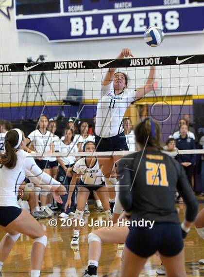 Thumbnail 3 in St. Thomas Aquinas vs. Kamehameha (Durango Fall Classic) photogallery.