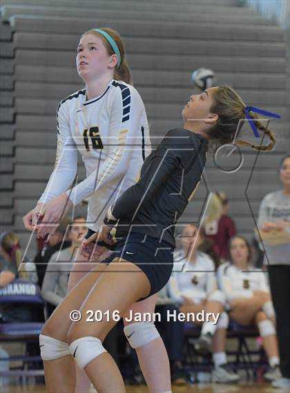 Thumbnail 1 in St. Thomas Aquinas vs. Kamehameha (Durango Fall Classic) photogallery.
