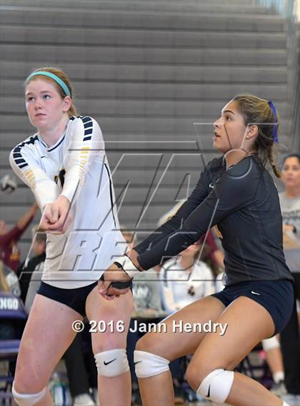 Thumbnail 3 in St. Thomas Aquinas vs. Kamehameha (Durango Fall Classic) photogallery.