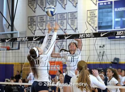 Thumbnail 3 in St. Thomas Aquinas vs. Kamehameha (Durango Fall Classic) photogallery.