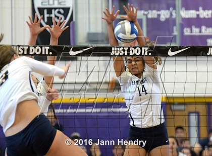 Thumbnail 1 in St. Thomas Aquinas vs. Kamehameha (Durango Fall Classic) photogallery.