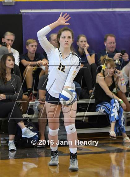 Thumbnail 1 in St. Thomas Aquinas vs. Kamehameha (Durango Fall Classic) photogallery.