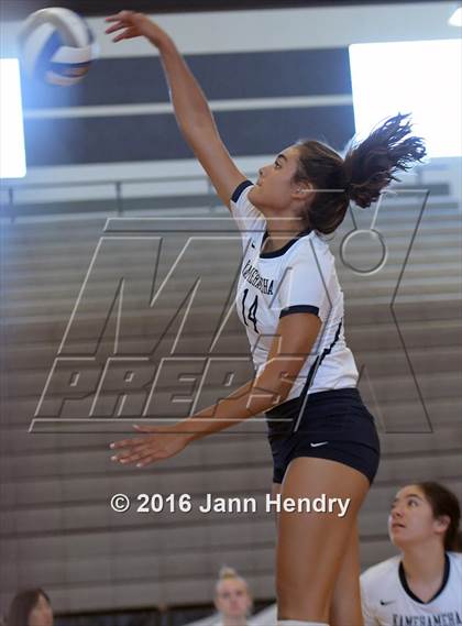 Thumbnail 2 in St. Thomas Aquinas vs. Kamehameha (Durango Fall Classic) photogallery.