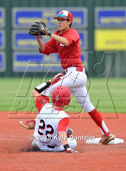 Thumbnail 2 in Bullard vs Van (UIL 4A Region 2 Quarterfinal) photogallery.
