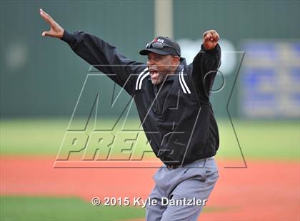 Thumbnail 2 in Bullard vs Van (UIL 4A Region 2 Quarterfinal) photogallery.