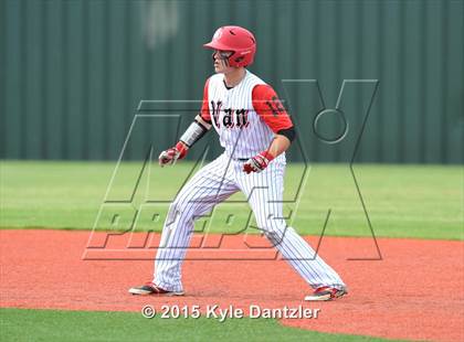 Thumbnail 2 in Bullard vs Van (UIL 4A Region 2 Quarterfinal) photogallery.