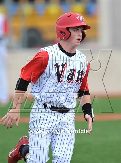 Thumbnail 2 in Bullard vs Van (UIL 4A Region 2 Quarterfinal) photogallery.