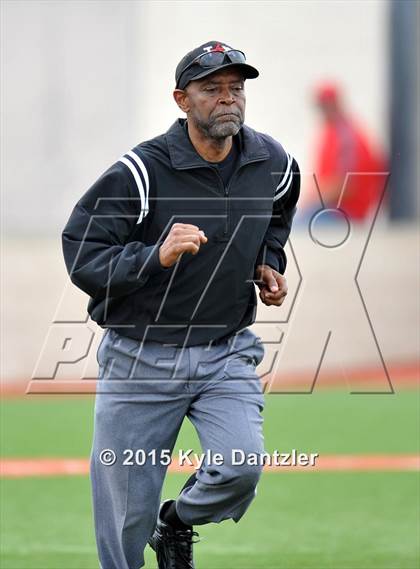 Thumbnail 1 in Bullard vs Van (UIL 4A Region 2 Quarterfinal) photogallery.