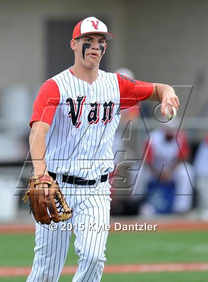 Thumbnail 3 in Bullard vs Van (UIL 4A Region 2 Quarterfinal) photogallery.