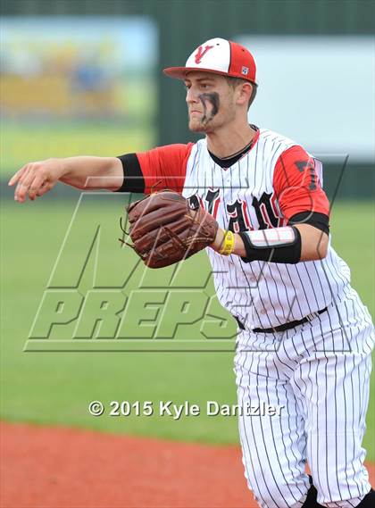 Thumbnail 3 in Bullard vs Van (UIL 4A Region 2 Quarterfinal) photogallery.
