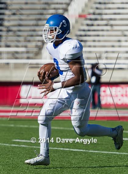 Thumbnail 1 in Dixie vs. Hurricane (UHSAA 3AA Final) photogallery.
