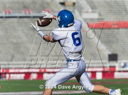 Thumbnail 3 in Dixie vs. Hurricane (UHSAA 3AA Final) photogallery.