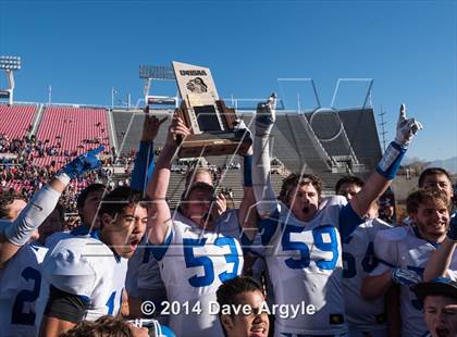 Thumbnail 2 in Dixie vs. Hurricane (UHSAA 3AA Final) photogallery.