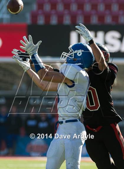 Thumbnail 1 in Dixie vs. Hurricane (UHSAA 3AA Final) photogallery.
