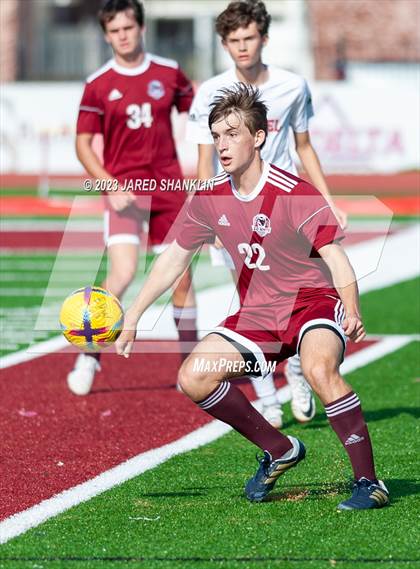 Thumbnail 3 in Archbishop Rummel @ E.D. White photogallery.