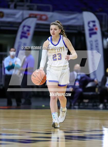 Thumbnail 3 in Dodd City vs. Nazareth (UIL 1A Final) photogallery.