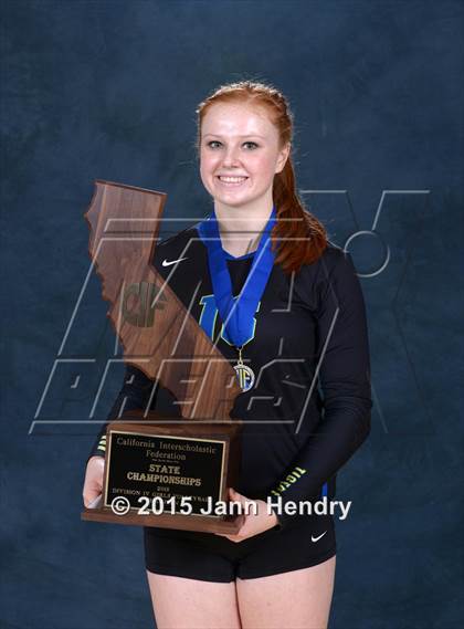 Thumbnail 1 in Notre Dame (CIF State D4 Award) photogallery.