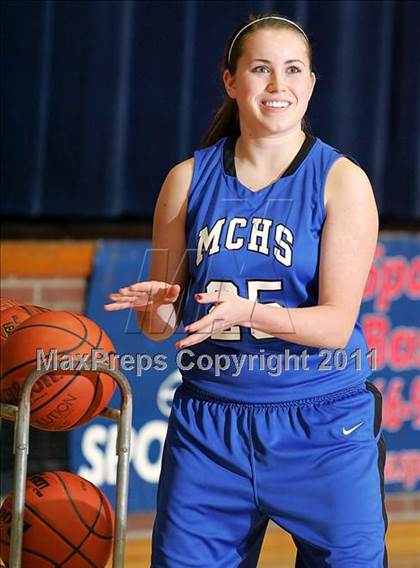 Thumbnail 3 in 9th Annual Carlinville Rotary Club Mid-Illinois All-Star Basketball Classic photogallery.