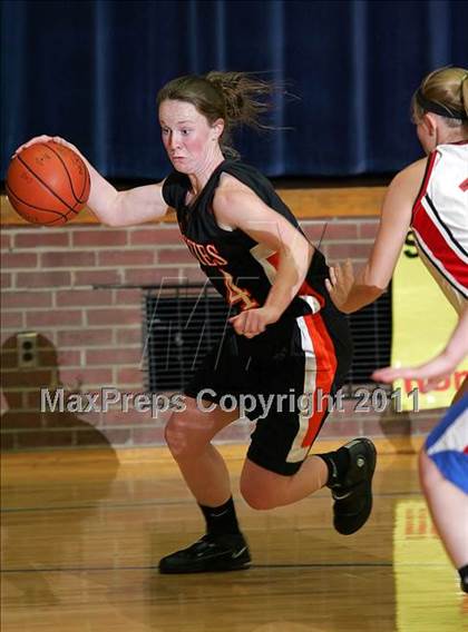 Thumbnail 3 in 9th Annual Carlinville Rotary Club Mid-Illinois All-Star Basketball Classic photogallery.