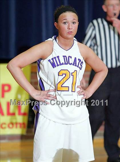Thumbnail 2 in 9th Annual Carlinville Rotary Club Mid-Illinois All-Star Basketball Classic photogallery.