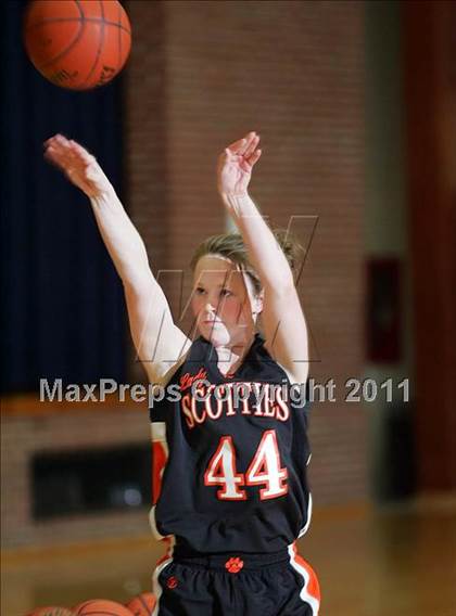 Thumbnail 3 in 9th Annual Carlinville Rotary Club Mid-Illinois All-Star Basketball Classic photogallery.