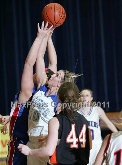 Thumbnail 3 in 9th Annual Carlinville Rotary Club Mid-Illinois All-Star Basketball Classic photogallery.