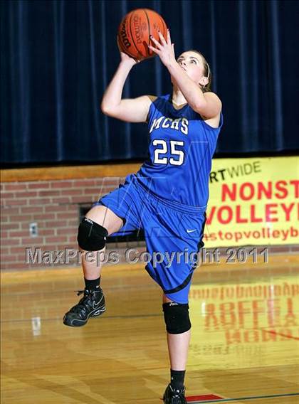 Thumbnail 3 in 9th Annual Carlinville Rotary Club Mid-Illinois All-Star Basketball Classic photogallery.