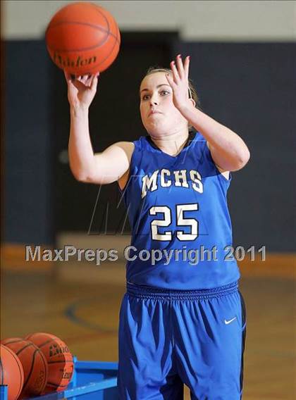 Thumbnail 2 in 9th Annual Carlinville Rotary Club Mid-Illinois All-Star Basketball Classic photogallery.