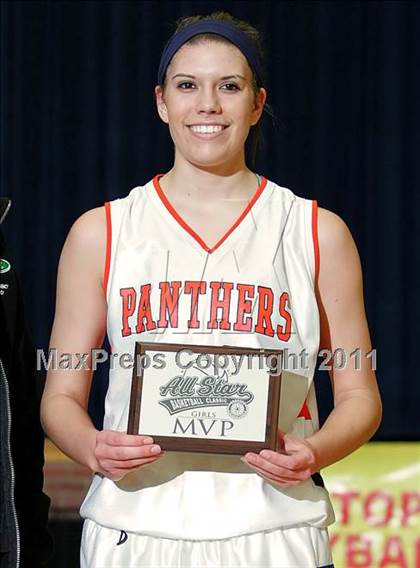 Thumbnail 1 in 9th Annual Carlinville Rotary Club Mid-Illinois All-Star Basketball Classic photogallery.