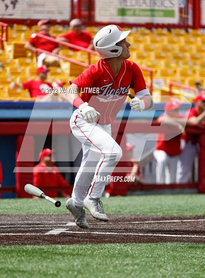 Thumbnail 1 in Dixie Heights vs Beechwood (Ninth Region Quarterfinal) photogallery.
