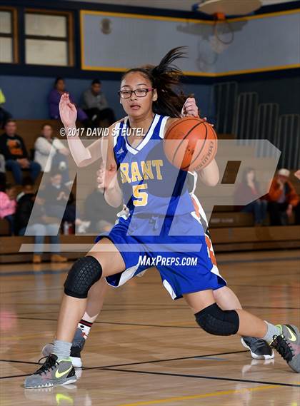 Thumbnail 2 in Grant vs. Selma (40th Claude Brock Memorial) photogallery.