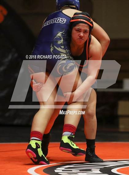 Thumbnail 2 in Selma vs. Golden Valley photogallery.