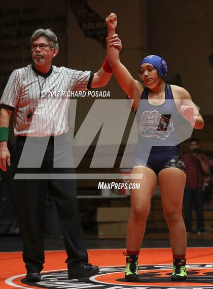 Thumbnail 1 in Selma vs. Golden Valley photogallery.
