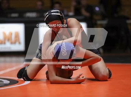 Thumbnail 2 in Selma vs. Golden Valley photogallery.