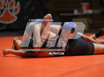 Thumbnail 2 in Selma vs. Golden Valley photogallery.