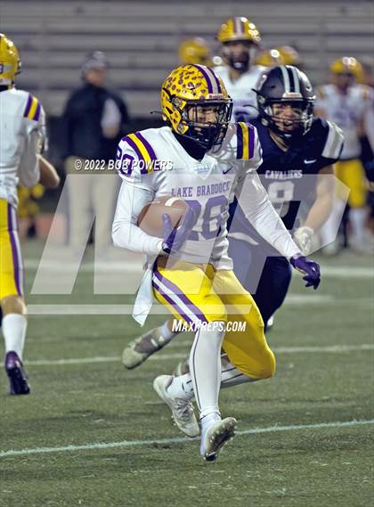 Thumbnail 3 in Lake Braddock @ Woodson photogallery.