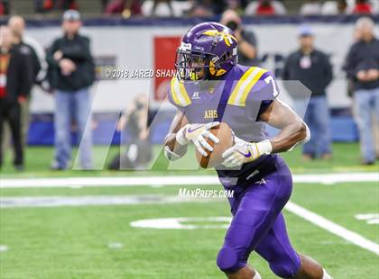 Thumbnail 1 in Welsh vs. Amite (LHSAA 2A Final) photogallery.