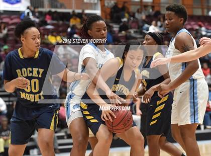 Thumbnail 2 in Rocky Mount vs. SouthWest Edgecombe (Nash County Christmas Tournament) photogallery.
