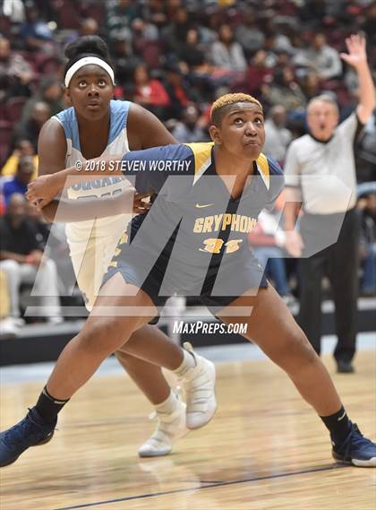 Thumbnail 3 in Rocky Mount vs. SouthWest Edgecombe (Nash County Christmas Tournament) photogallery.