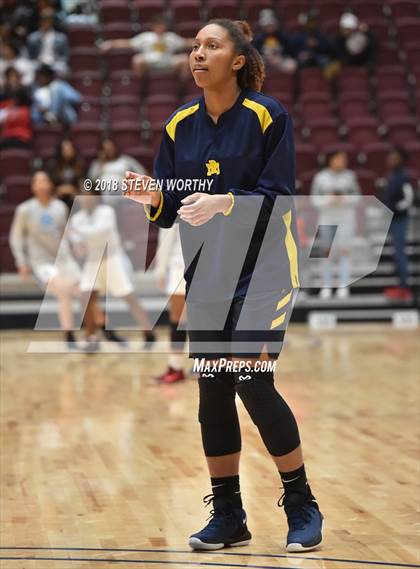 Thumbnail 2 in Rocky Mount vs. SouthWest Edgecombe (Nash County Christmas Tournament) photogallery.