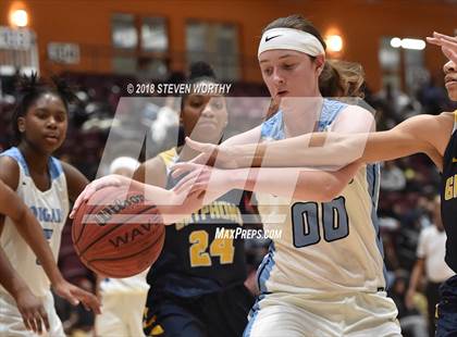 Thumbnail 3 in Rocky Mount vs. SouthWest Edgecombe (Nash County Christmas Tournament) photogallery.