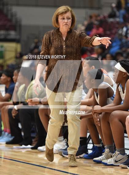 Thumbnail 2 in Rocky Mount vs. SouthWest Edgecombe (Nash County Christmas Tournament) photogallery.