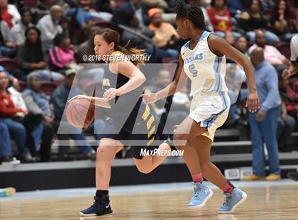 Thumbnail 3 in Rocky Mount vs. SouthWest Edgecombe (Nash County Christmas Tournament) photogallery.