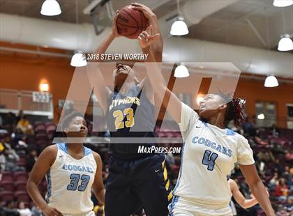 Thumbnail 2 in Rocky Mount vs. SouthWest Edgecombe (Nash County Christmas Tournament) photogallery.