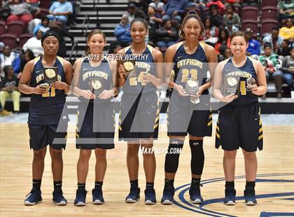 Thumbnail 3 in Rocky Mount vs. SouthWest Edgecombe (Nash County Christmas Tournament) photogallery.