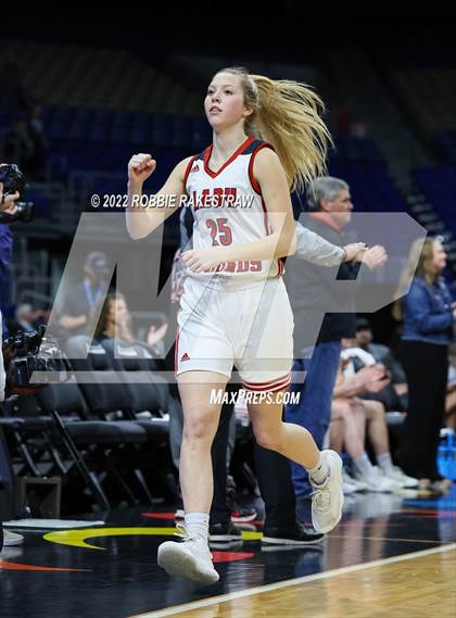 Thumbnail 3 in Gruver vs. Stamford (UIL 2A State Final)  photogallery.