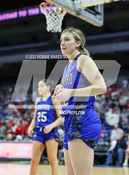 Thumbnail 2 in Gruver vs. Stamford (UIL 2A State Final)  photogallery.