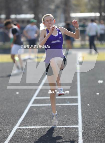 Thumbnail 2 in West Ashley Relays  photogallery.