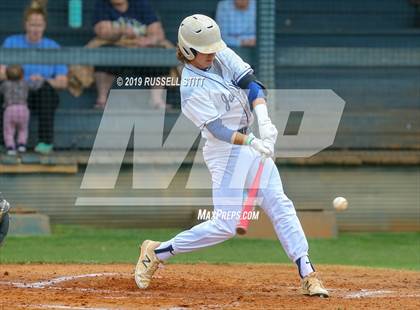Thumbnail 3 in Kingfisher vs Elgin photogallery.